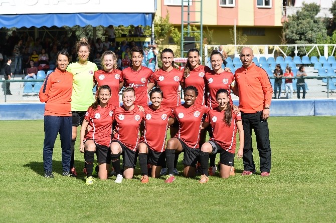 Muratpaşa’nın kadınlarında hedef üçte üç