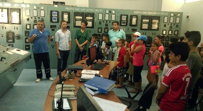 Öğrencilere elektrik santralinde eğitim