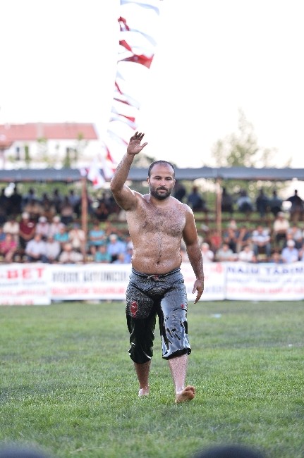 Okulu’nun hedefi Elmalı güreşleri