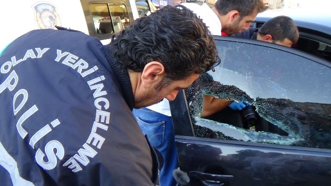 Otomobilde bırakılan 44 bin TL 5 dakika da çalındı