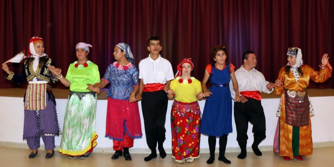 Özel öğrencilerin karne heyecanı