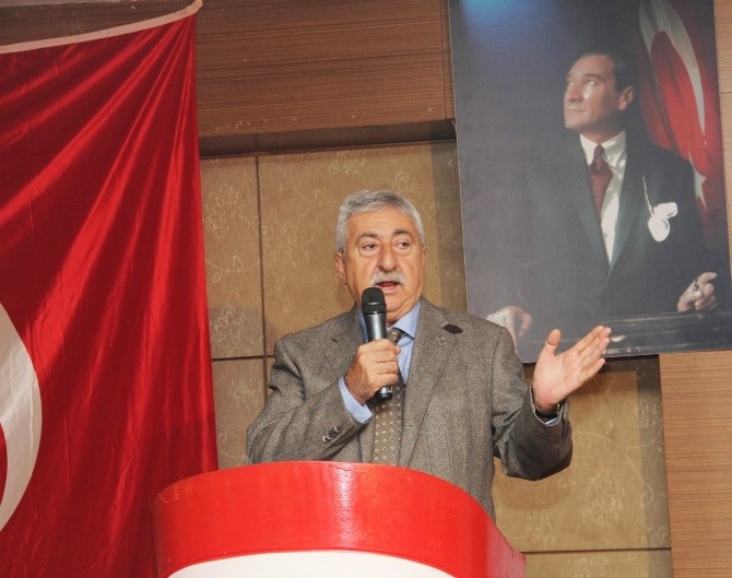 Pazarcılardan işgaliye parasına tepki