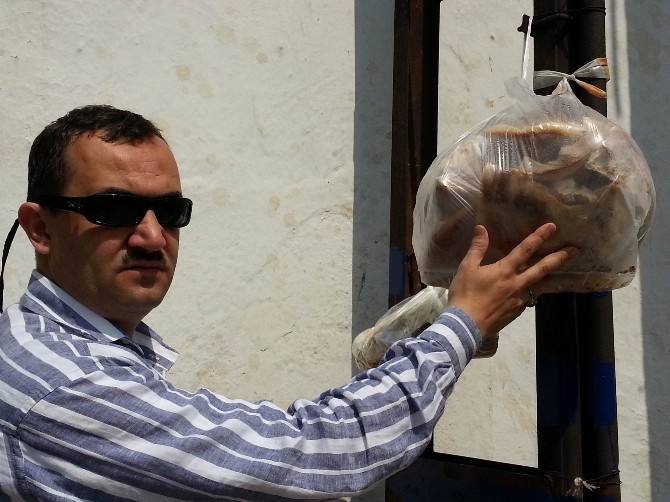 Pide ve ekmekleri çöpe atmayın
