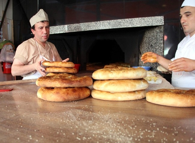 Pidecilerin sıcakla imtihanı