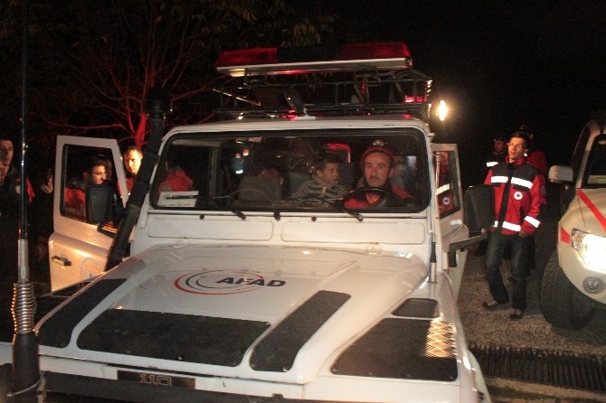 Piknik yapmak isterken kaybolan aile 6 saat sonra kurtarıldı 