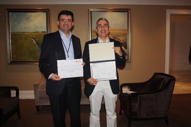 Prof. dr. Bozcuk’a Ulusal Kanser Araştırmaları ikincilik ödülü