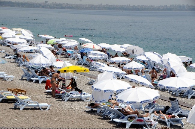 Ramazan'a bir gün kala sahiller doldu taştı