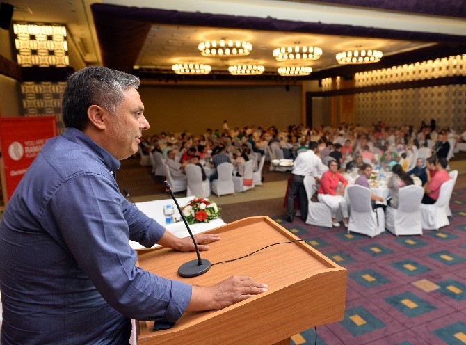 Şehit aileleri ve gazilere iftar