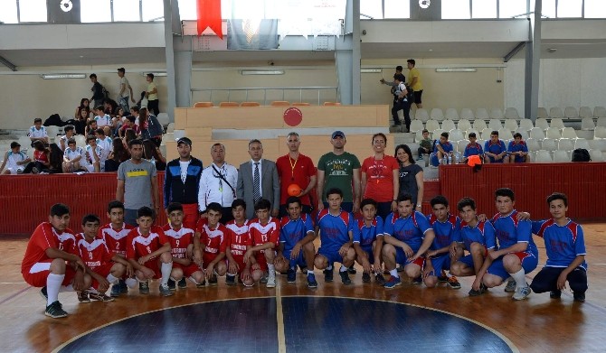 Serik Geleneksel Çocuk Oyunları Başladı