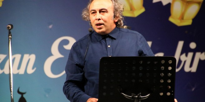 Şiiri sevdim, gazel, hoyrat ve türkü okudum, âşık oldum…