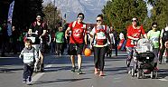 8 bin kişi, 12. Runatolia  maratonunda ter döktü(Videolu)   