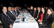 Akbulut için veda yemeği