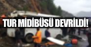 Antalya'da turistleri taşıyan tur midibüsü devrildi: 1 ölü, 20 yaralı