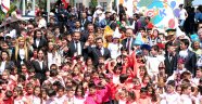 Antalya’da coşkulu 23 Nisan kutlaması