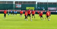 Antalyaspor Beşiktaş'a bileniyor
