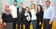 Bebeklere hediyeleri verildi   