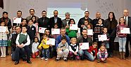 Belgelerini çoçuklarından aldılar