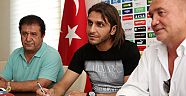 Bolusporlu Adem imzayı attı