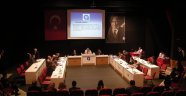 Bütçeye şartlı evet
