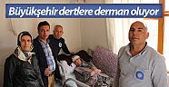 Büyükşehir’den Habibe ve Zehra Ninelere hasta yatağı 