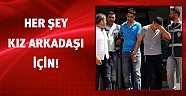 Çaldığı malzemeleri kız arkadaşına hediye etti