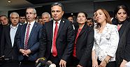 CHP li Uysal koltuğa oturdu