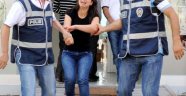 Çocuklarını fare zehiriyle öldürdü