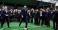 Cumhurbaşkanı Erdoğan 2. Futbol Zirvesi'ne katıldı (Videolu)