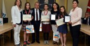 Dereceye girenlere ödülleri verildi