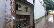 Elektrik panosu tehlike saçıyor 