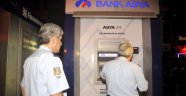Emniyet yakınındaki ATM’ye düzenek