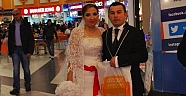 Gelin ve damat evliliklerinin ilk saatinde Deepo’da alışveriş yaptı