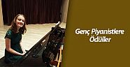Genç piyanistlere ödüller