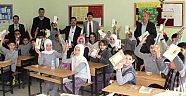 Gençlik merkezinden hediye