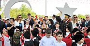 Gönüllerince eğlenip bayramı kutladılar