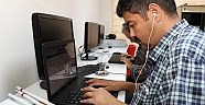 Görme engelliler bilgisayar öğreniyor