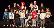 Güldüren oyunlar sahnede