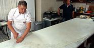Hamur açma yarışmasını baklava ustası kazandı