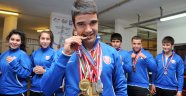 Hedef Olimpiyatlar da altın madalya