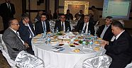 Hizmeti AK kadrolar getirecek