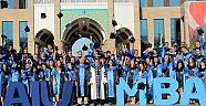 İlk MBA mezunları diplomalarını aldı