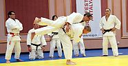 Judo heyecanı sürüyor