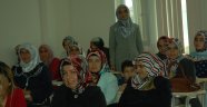 Kadınlara cenaze yıkama kursu