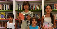 Kardeşlerin kitap sevgisi