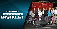 Kepez'in başarılı öğrencileri ödüllendiriliyor