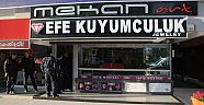 Kuyumcuyu soydular