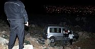 Mazı dağında uçuruma yuvarlandı: 2 yaralı