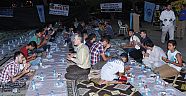 Mazlumlar için kardeşlik iftarı