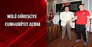 Milli Güreşçiye Cumhuriyet Altını