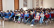 Miniklerin tiyatro coşkusu